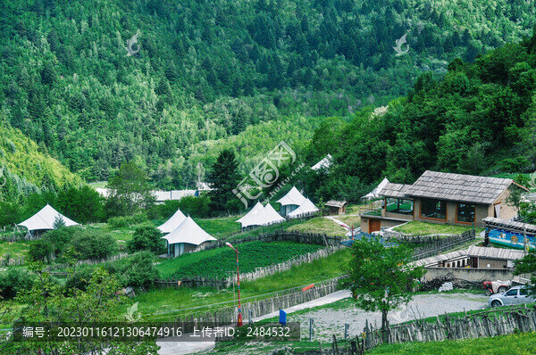 阿布氌孜帳篷營地
