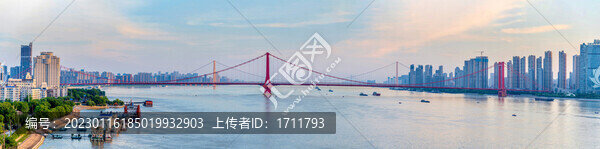 中國湖北武漢長江全景城市風(fēng)光