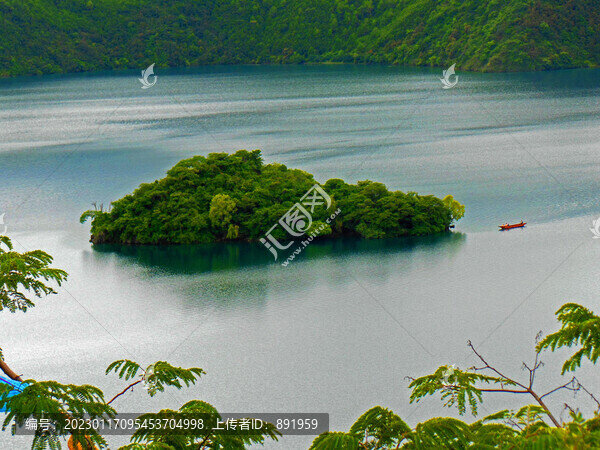 云南瀘沽湖