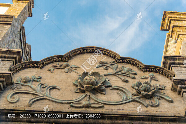 藍天下的仿古建筑