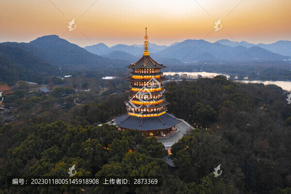 杭州西湖雷峰塔