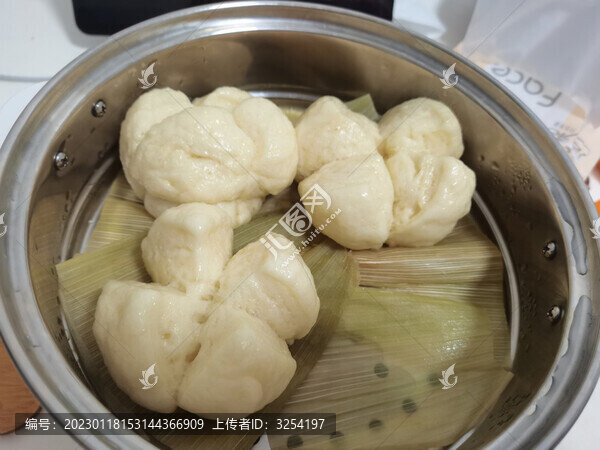 開花白饅頭