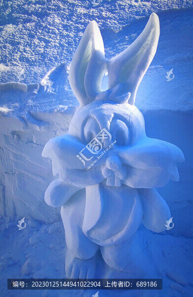 雪雕兔子