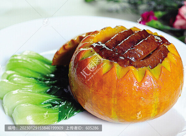 南瓜扣肉盅
