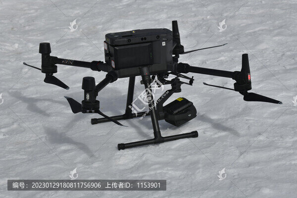 無人機