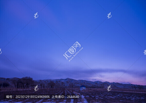 內(nèi)蒙古冬季田野