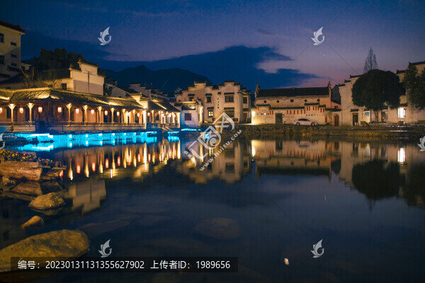 龍門(mén)古鎮(zhèn)夜景