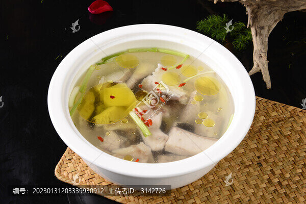 茶油梅魚湯
