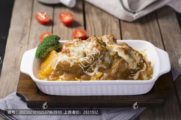 咖喱牛扒焗飯