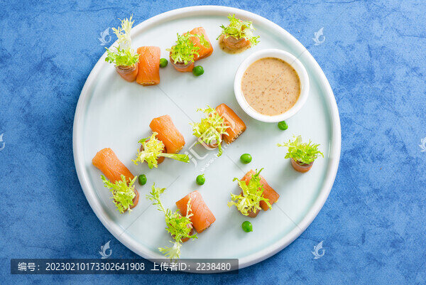 苦苣熏三文魚