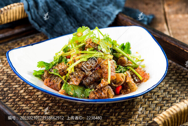 涼拌魚(yú)皮