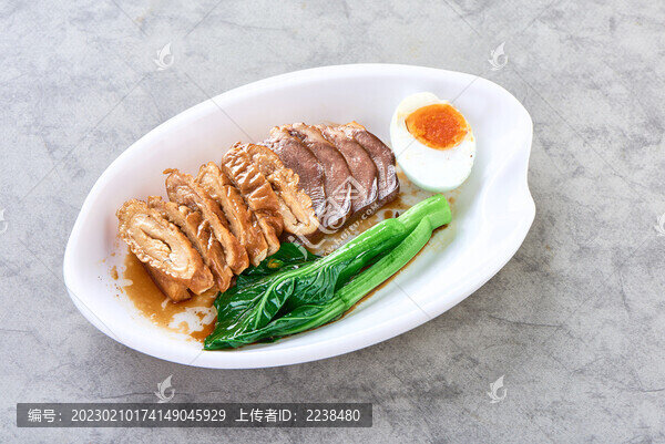 鹵水四寶飯