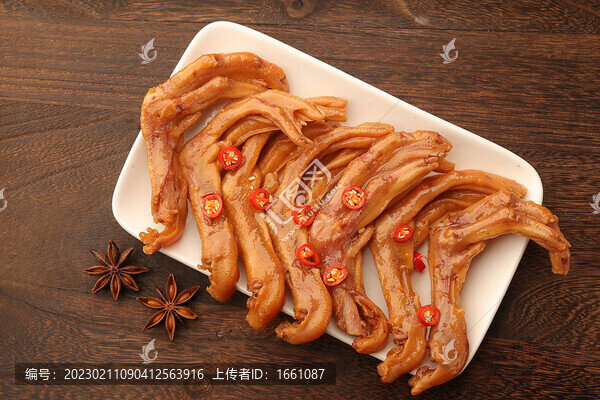 鹵水鴨掌