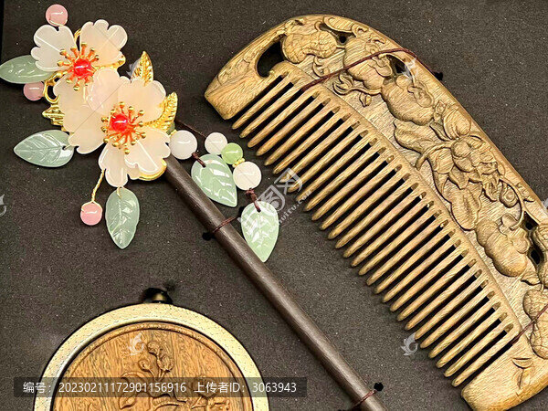 發(fā)簪和梳子