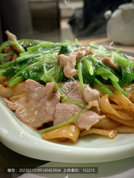濕炒牛肉河粉