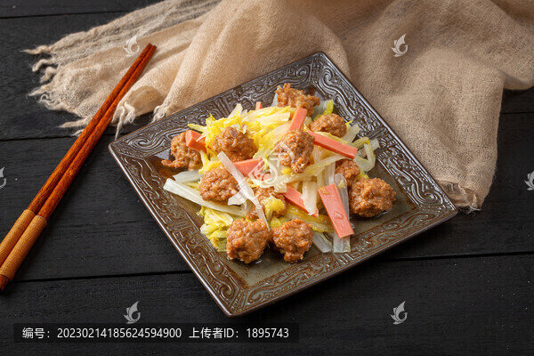 白菜燒丸子