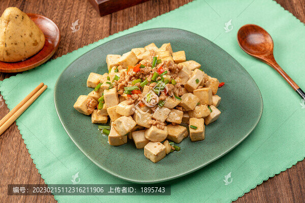 豆腐燒肉沫