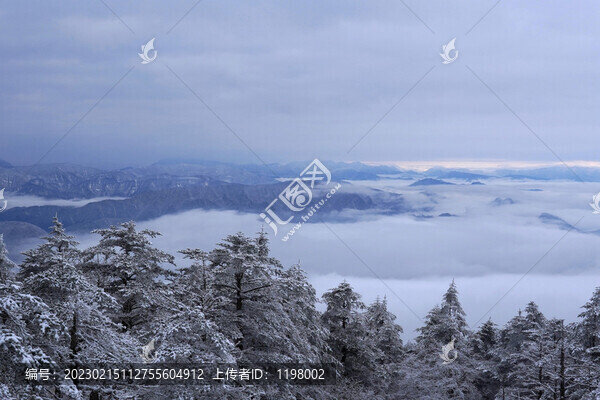 峨眉山