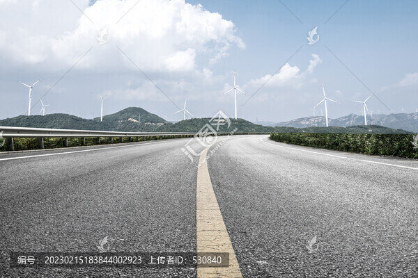 戶(hù)外山間公路彎道