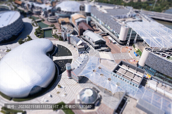 航拍青島西海岸新區(qū)現(xiàn)代建筑
