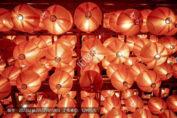 傳統(tǒng)大紅燈籠
