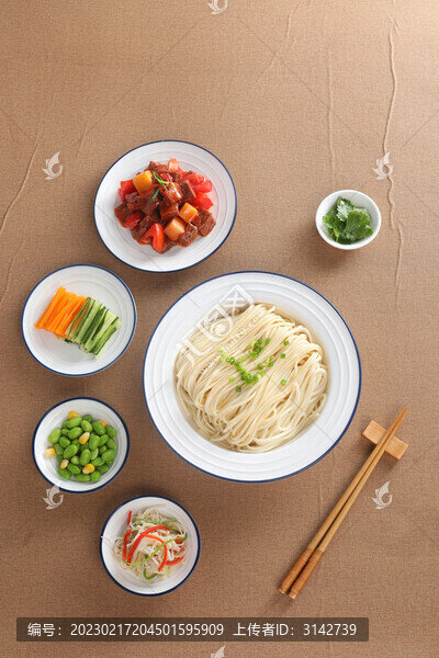 番茄牛肉拌面
