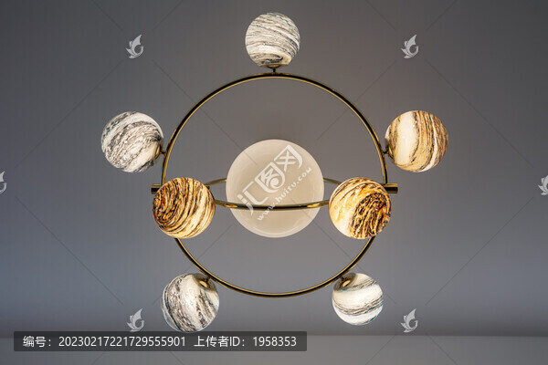 星球創(chuàng)意燈飾