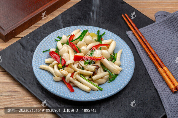 清炒白玉菇
