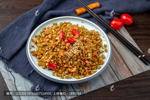 酸豆角炒肉沫