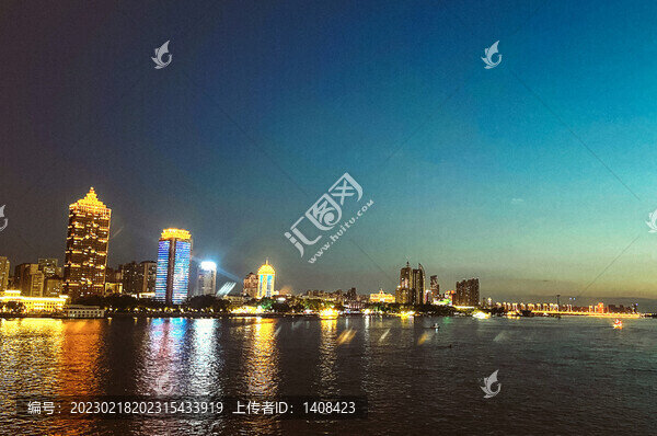 江邊夜景