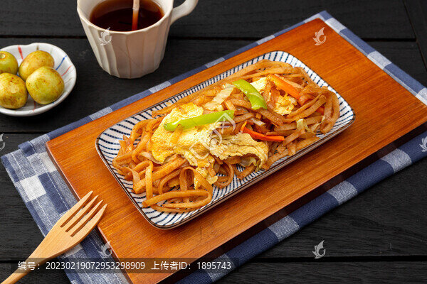 雞蛋炒餅絲