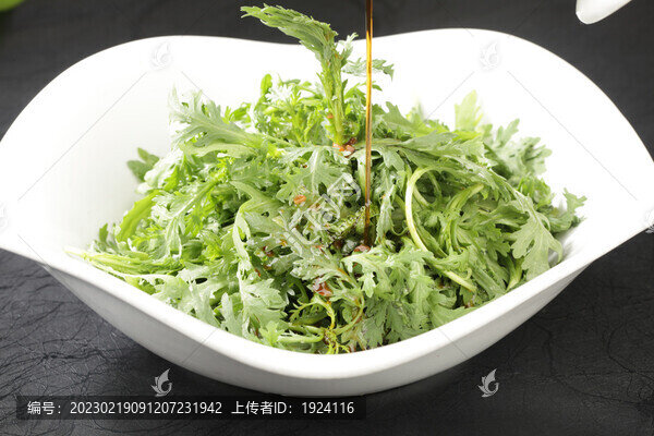 澆汁茼蒿