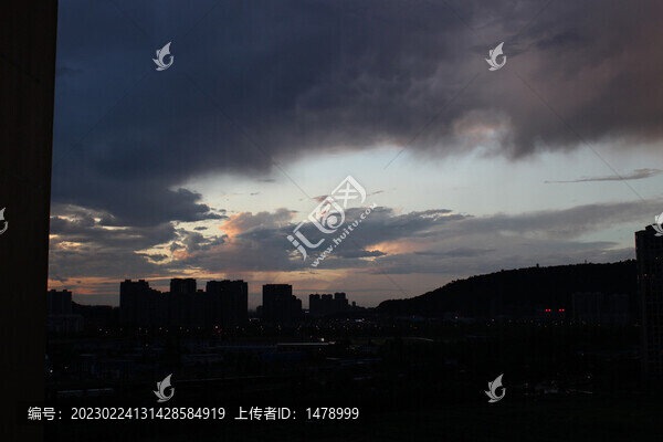 晚霞