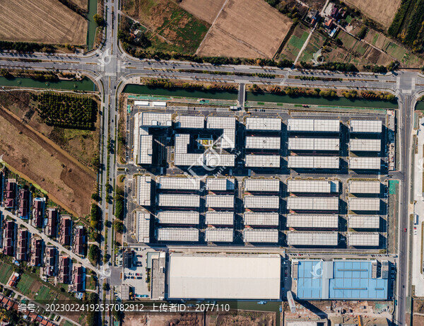 無人機高空拍攝工業(yè)廠區(qū)