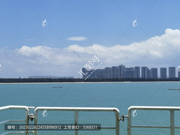 瓊州海峽