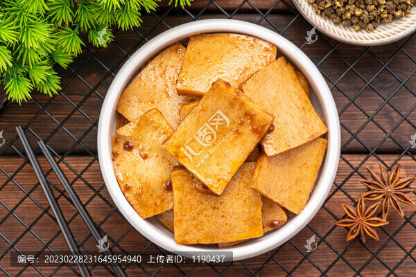 鹵千頁豆腐