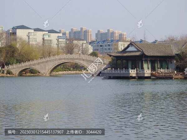 石拱橋和古典建筑