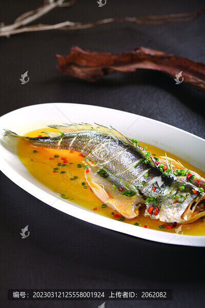 花雕蒸緬甸大黃魚