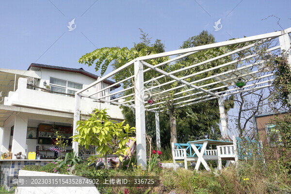 成都龍泉山森林公園茶館廊架