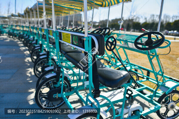 公園騎行車