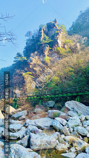 廬山風(fēng)景山澗
