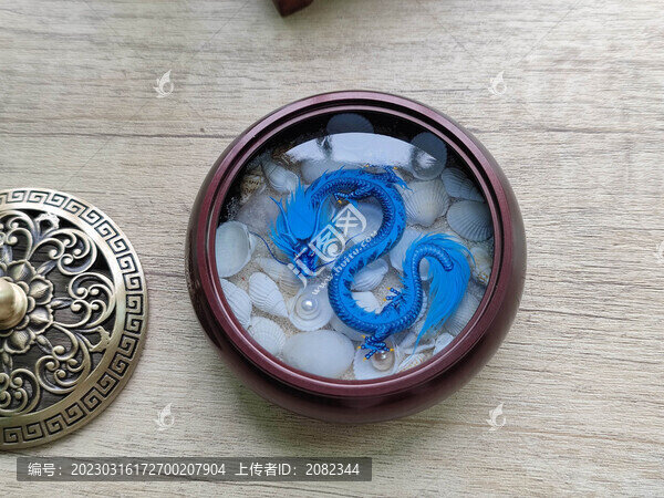 藍色小神龍白色貝殼底圓盤擺件