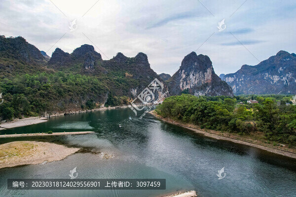 桂林山水漓江風(fēng)光喀斯特地貌