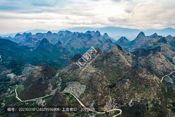 桂林山水漓江風(fēng)光喀斯特日出