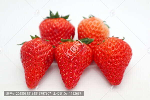 草莓