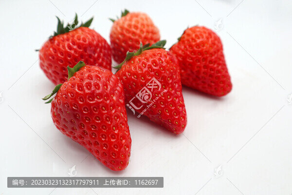 奶油草莓