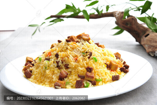 紅蔥頭鵝肝生炒牛肉飯