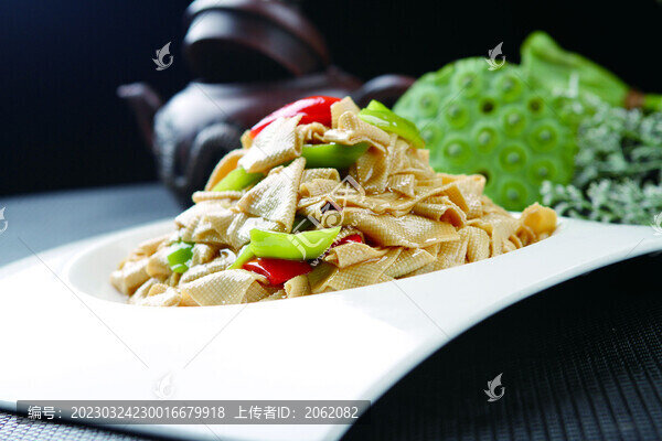 尖椒干豆腐