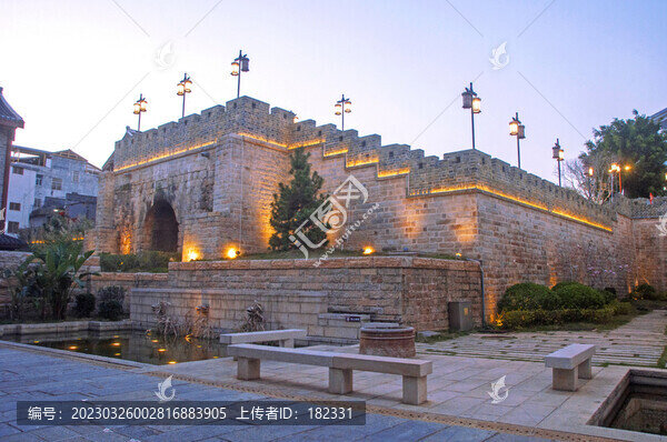 武平興賢坊南安門夜景