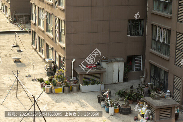戶外陽(yáng)臺(tái)
